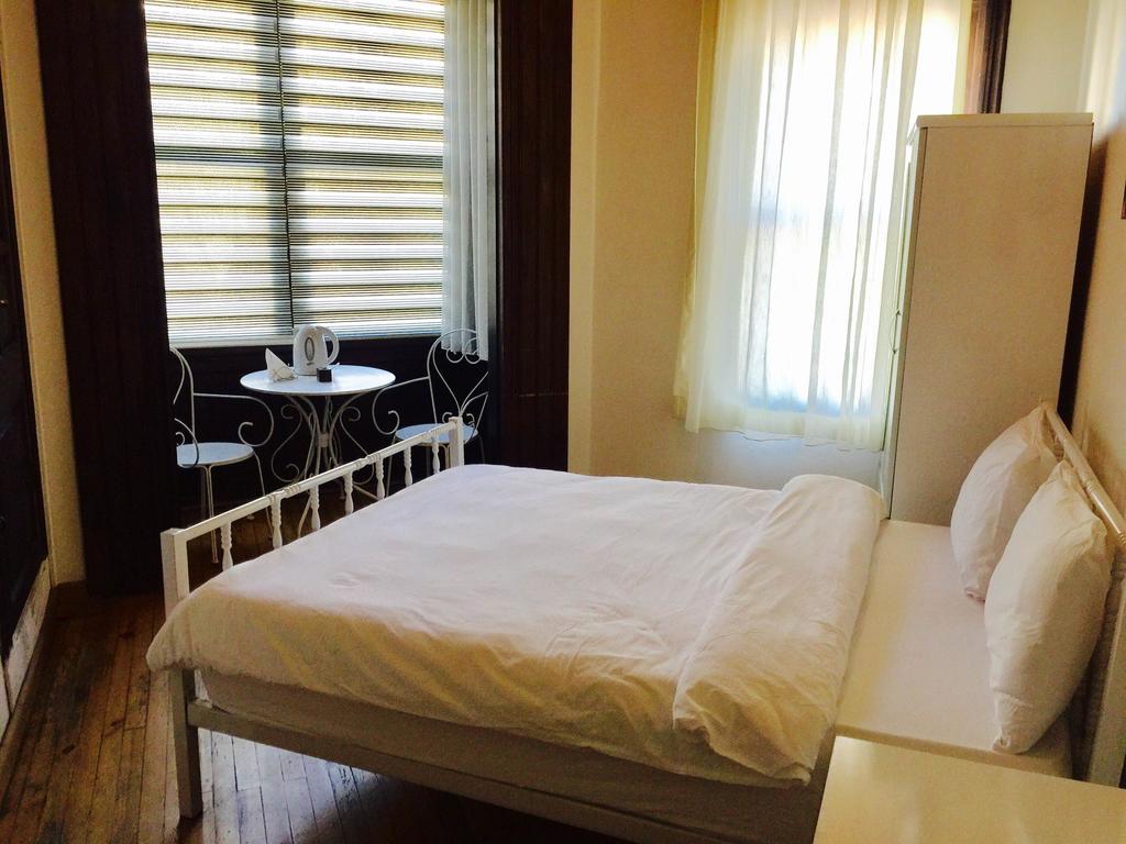 Pastor Historical Apart-Hotel The Gulf Of อิซมีร์ ภายนอก รูปภาพ