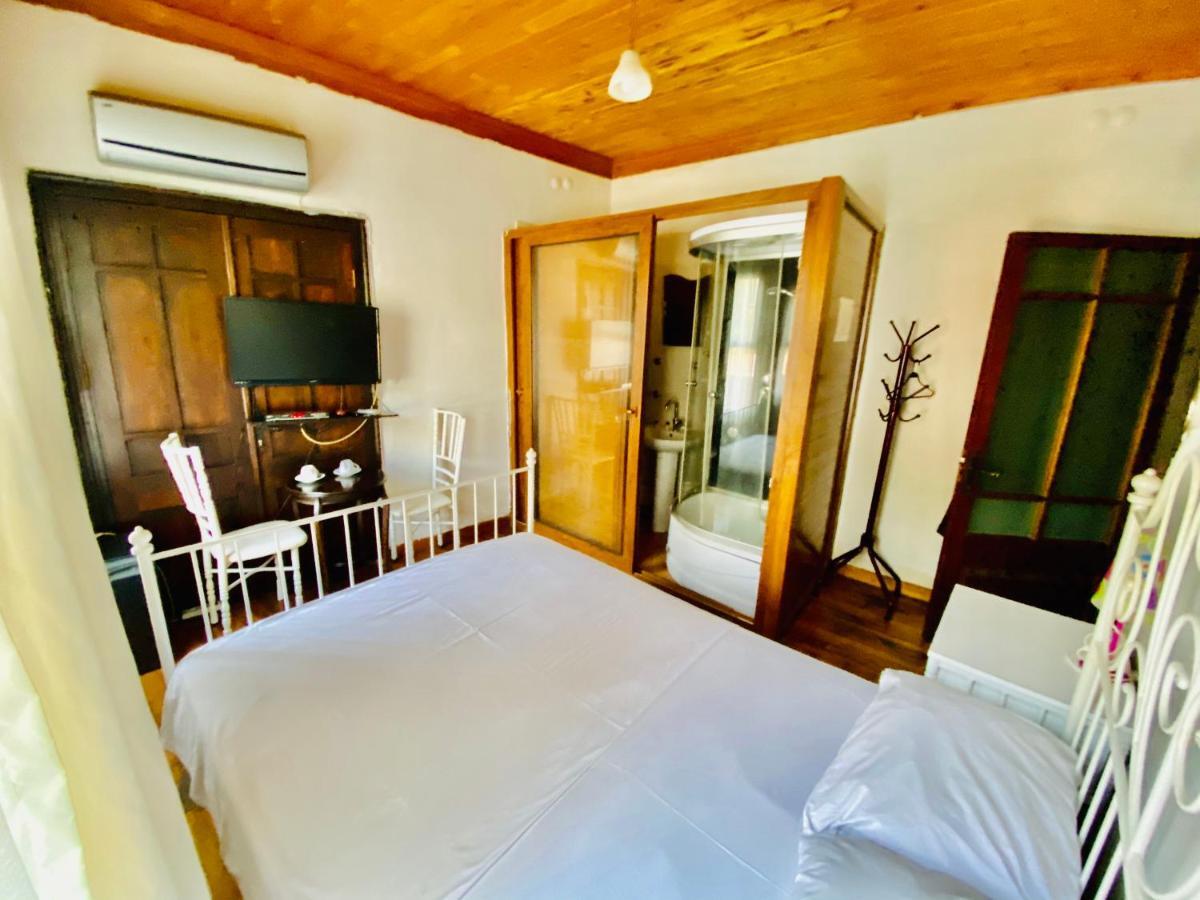 Pastor Historical Apart-Hotel The Gulf Of อิซมีร์ ภายนอก รูปภาพ